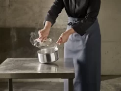 Casserole Inox Ø 14 Cm 7 Cm 1,2 L Affinity De Buyer 5 Casserole Inox Ø 14 Cm 7 Cm 1,2 L Affinity De Buyer -Ustensiles De Cuisine Boutique De Buyer ambiance casserole web image 84ba 1