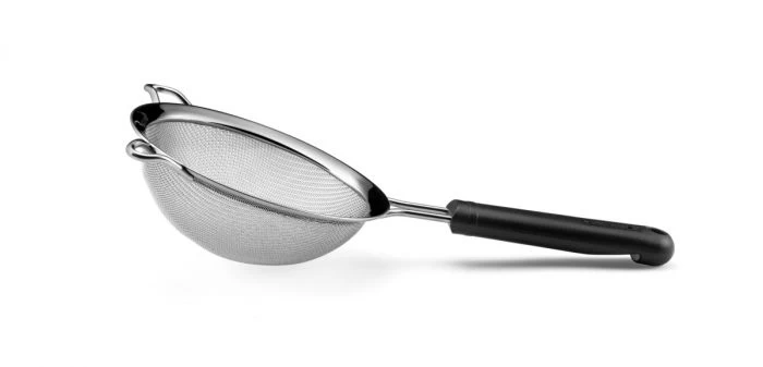 Passoire Inox Ø 14 Cm 31,5 Cm Stop Glisse Deglon 2 Passoire Inox Ø 14 Cm 31,5 Cm Stop Glisse Deglon – Image 2